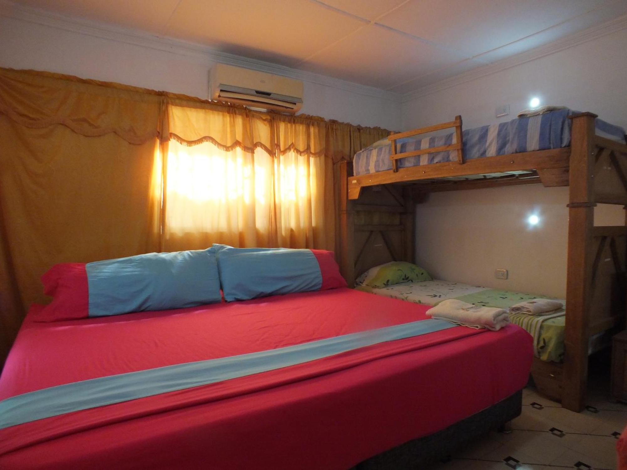 Hotel Malecon Del Rio 巴兰基亚 外观 照片